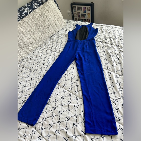 Jumpsuit size small - Picture 10 of 11